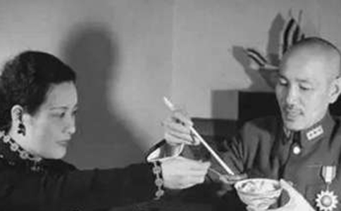 宋美龄得了癌症为什么还能活到106岁高寿?真正原因是什么? 宋美龄得了癌症为什么还能活到106岁高寿?真正原因是什么?