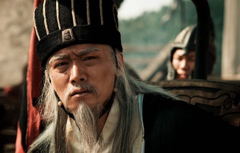 诸葛亮的理想到底是什么?《出师表》中诸葛亮表明了什么态度?