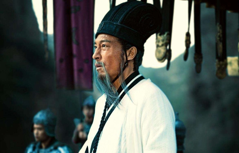 诸葛亮的理想到底是什么?《出师表》中诸葛亮表明了什么态度?