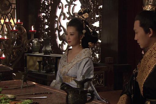 中国古代历史上最长寿的皇后是谁?她有什么样的经历?